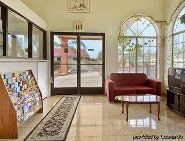 Hotel Super 8 By Wyndham Upland Ontario Ca